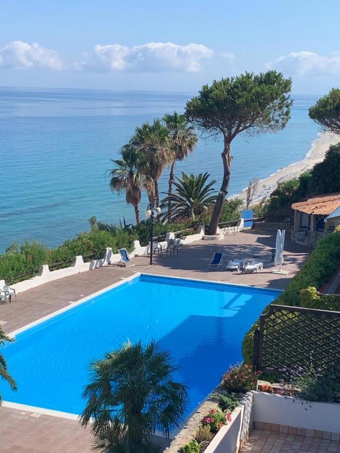 Boutique Apartment With Beach Within Walking Distance, Near Tropea Parghelia Esterno foto