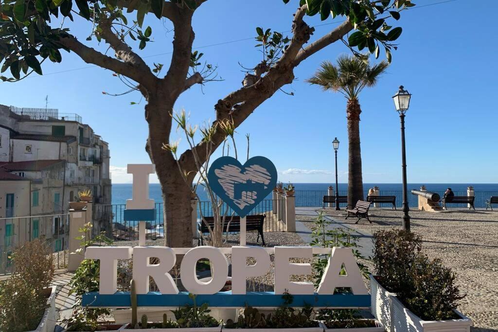 Boutique Apartment With Beach Within Walking Distance, Near Tropea Parghelia Esterno foto