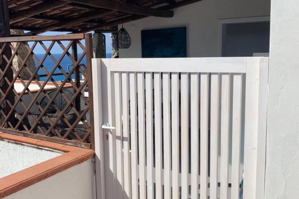 Boutique Apartment With Beach Within Walking Distance, Near Tropea Parghelia Esterno foto