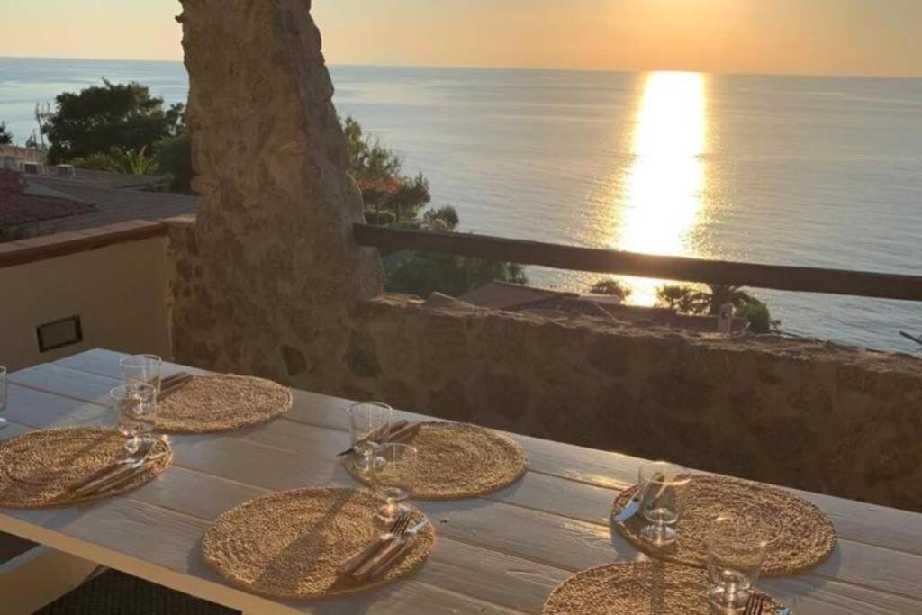 Boutique Apartment With Beach Within Walking Distance, Near Tropea Parghelia Esterno foto
