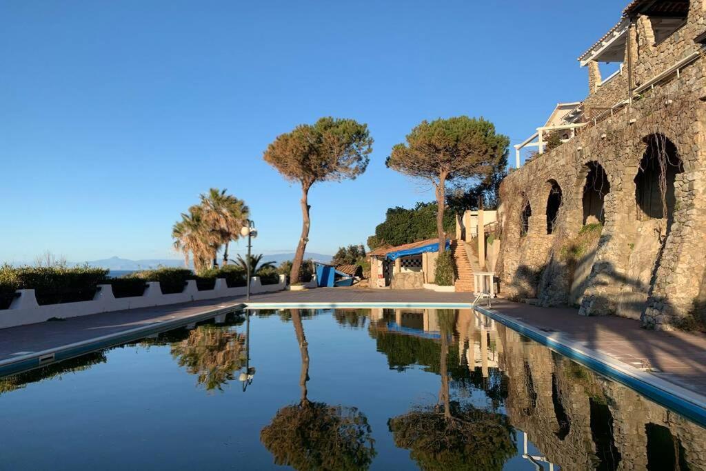 Boutique Apartment With Beach Within Walking Distance, Near Tropea Parghelia Esterno foto