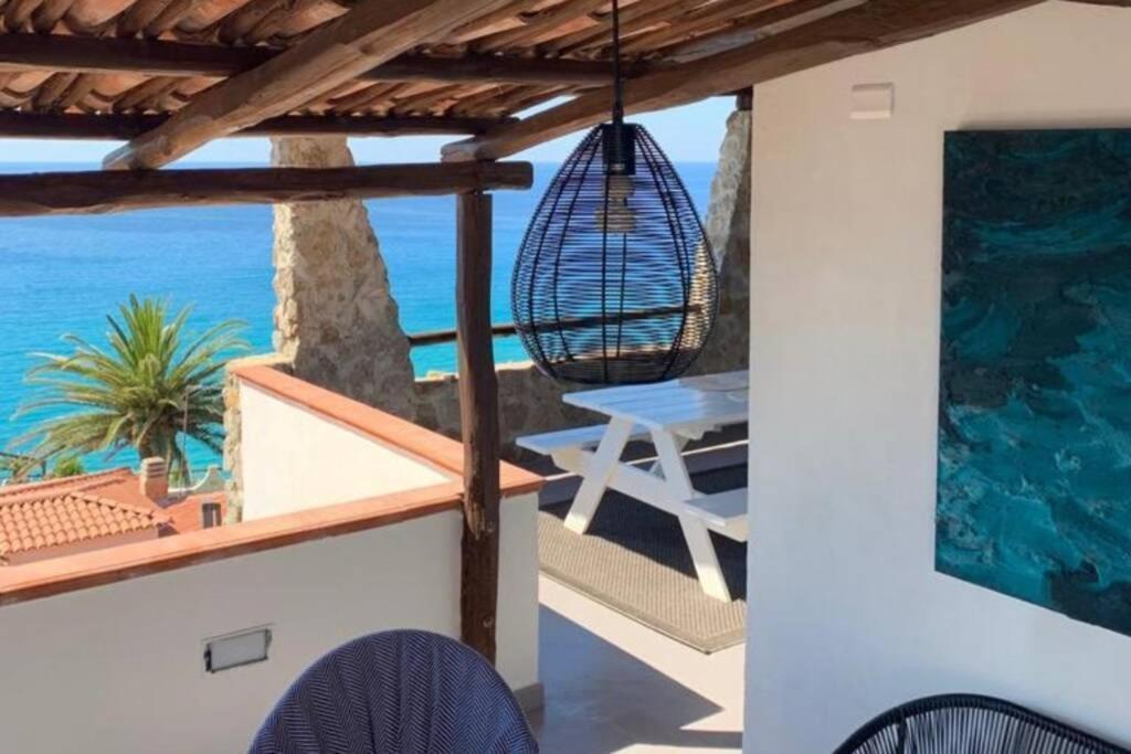 Boutique Apartment With Beach Within Walking Distance, Near Tropea Parghelia Esterno foto